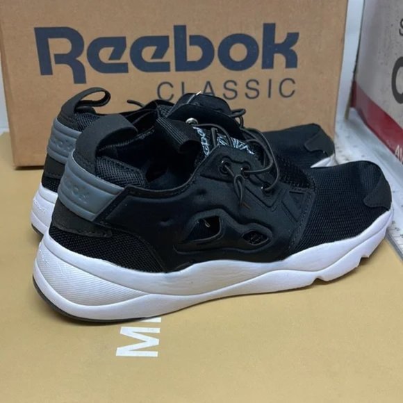 BNIB Woman’s REEBOK CLASSIC FURYLITE SR Black /White 6.5 - Picture 7 of 8